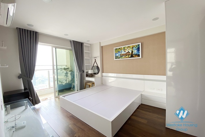 A new, delightful 3 bedroom apartment for rent in Ciputra Compound