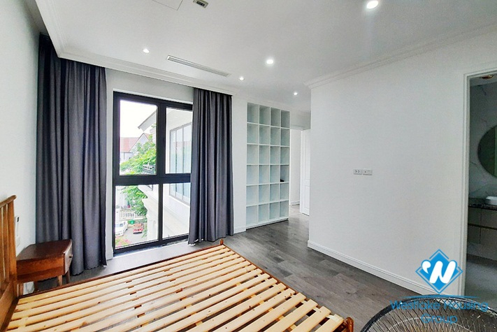 Brand new four-bedroom villa with luxurious furniture for rent at Vinhome Riverside Long Bien