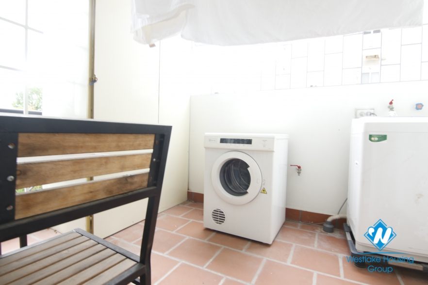 An adorable 2 bedroom apartment for rent in Dong Da District.