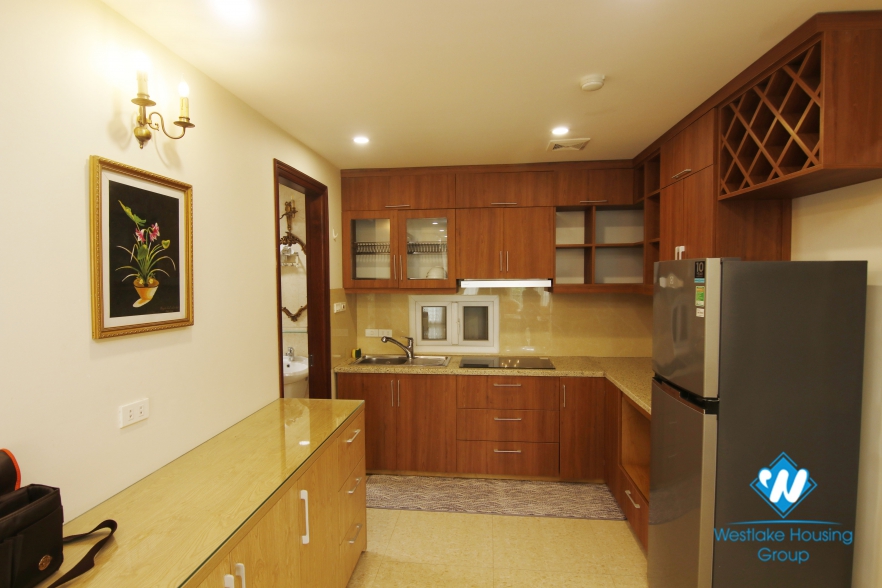 An adorable 2 bedroom apartment for rent in Dong Da District.