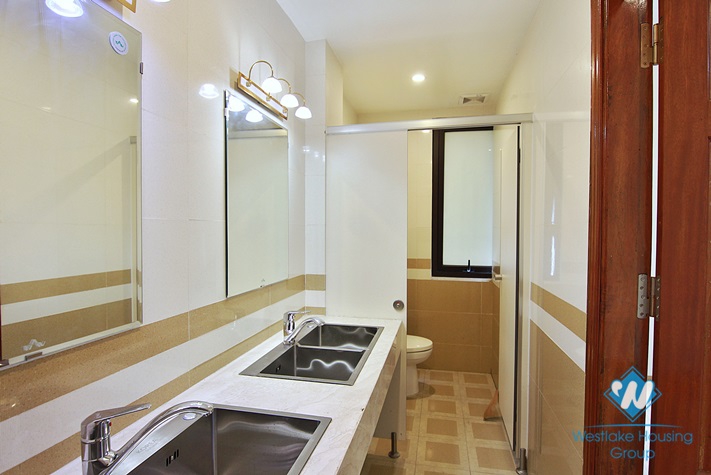 An office or shop for rent in To Ngoc Van street, Tay Ho district