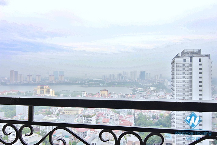 A stunning 4 bedroom apartment  for rent in D' Leroi Soleil, Xuan Dieu, Tay Ho