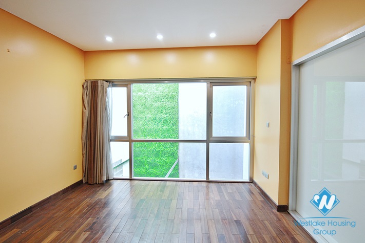 Unique roof-top swimming pool house for rent in Tay Ho, Hanoi 