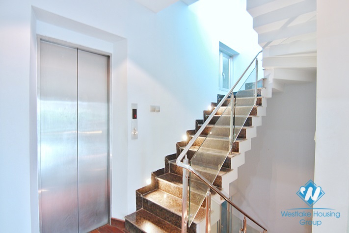 Unique roof-top swimming pool house for rent in Tay Ho, Hanoi 