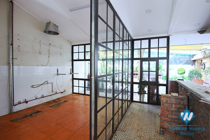 Nice space for open Restaurant or small Bar in Tay Ho area 