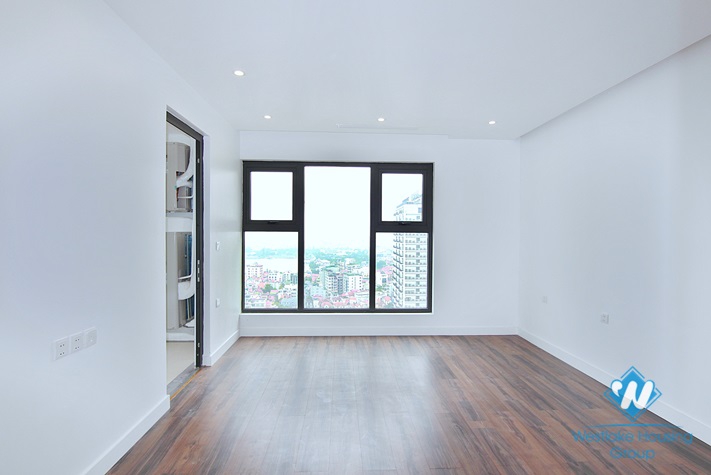 A stunning 4 bedroom apartment  for rent in D' Leroi Soleil, Xuan Dieu, Tay Ho