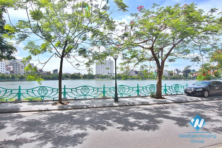 Lake view house for rent in Quang An street, Tay Ho district