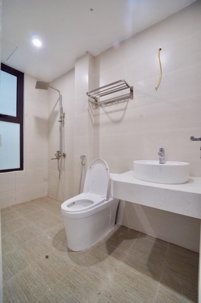 An Amazing 1 bedroom studio in soughtly with lovely balcony for rent in Đống ĐA