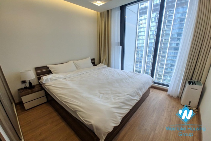A blissful one bedroom apartment in Vinhomes Metropolis for rent