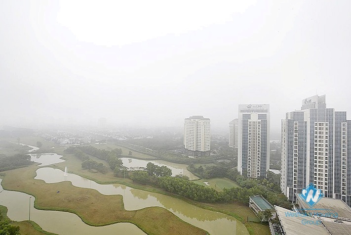 A gorgeous 3 bedroom apartment for rent in Ciputra L building