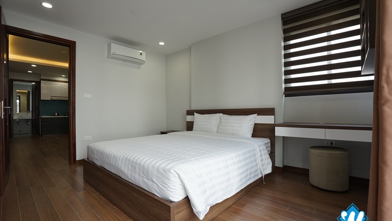 Modern apartment with a balcony and lake view on Kim Ma Str