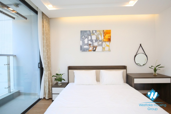 A well-decorated apartment for rent in Vinhome Metropolis, Lieu Giai, Ba Dinh