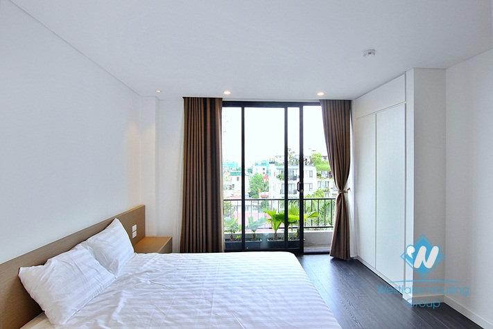 A gorgeous and modern 2 bedroom apartment for rent in Tay ho, Ha noi