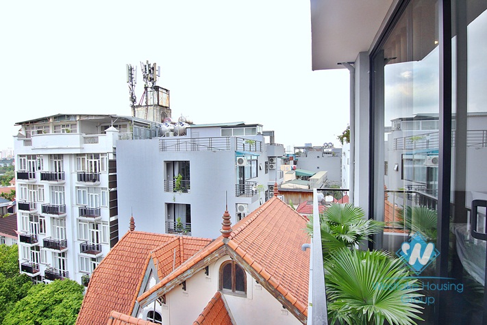 A gorgeous and modern 2 bedroom apartment for rent in Tay ho, Ha noi