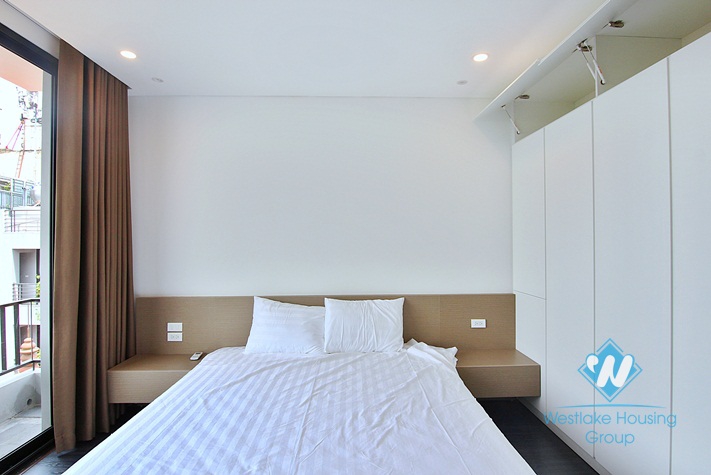 A gorgeous and modern 2 bedroom apartment for rent in Tay ho, Ha noi