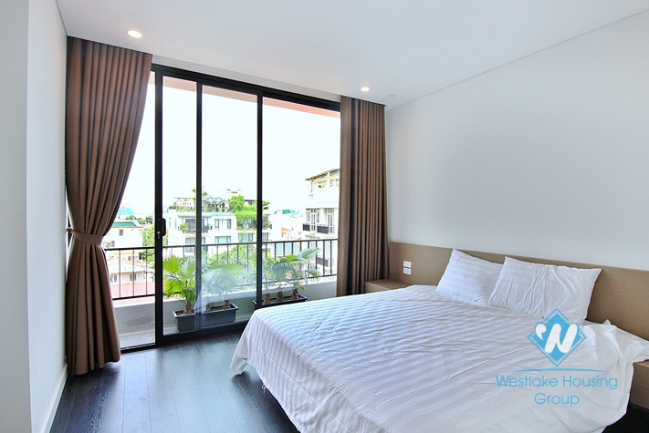 A gorgeous and modern 2 bedroom apartment for rent in Tay ho, Ha noi