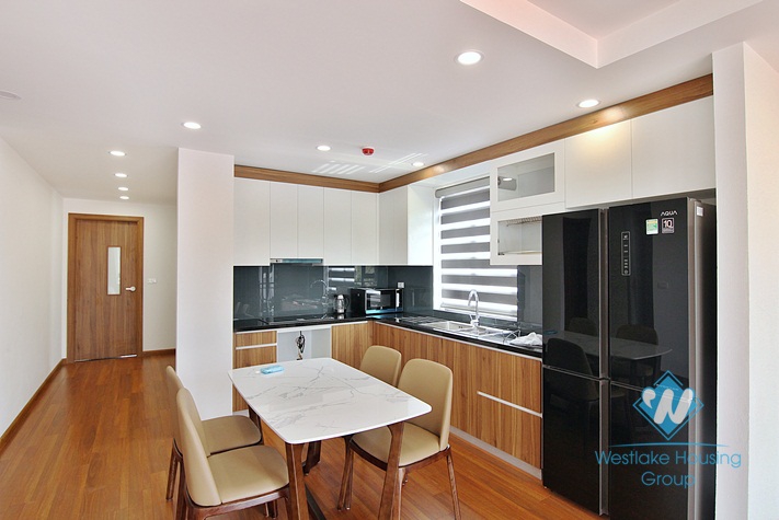 Beautiful and brightly 3 bedroom apartment for rent in Dang thai mai, Tay ho, Ha noi