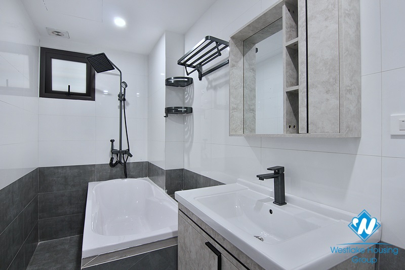 Nice modern 1-bedroom apartment on Tay Ho street