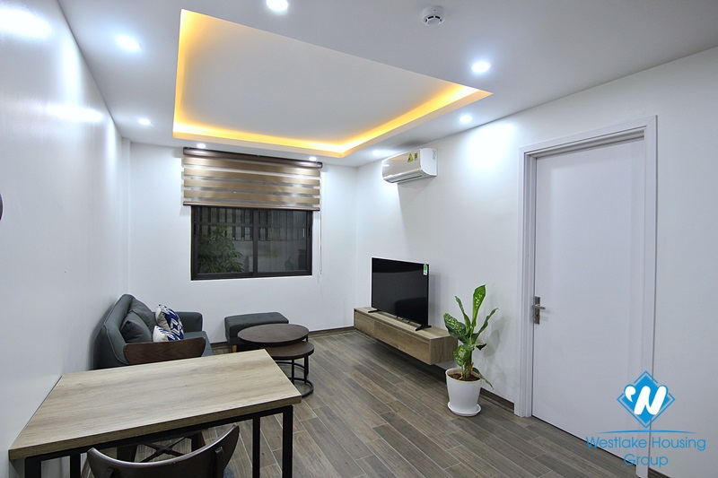 Nice modern 1-bedroom apartment on Tay Ho street