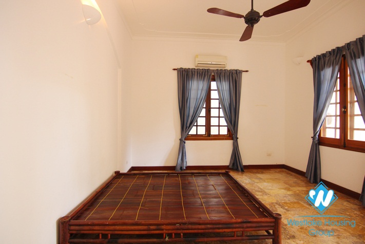 Nice house with courtyard for rent in Tay Ho District 