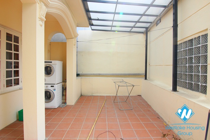 Nice house with courtyard for rent in Tay Ho District 