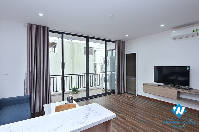 Bright 1-bedroom apartment with a big balcony on To Ngoc Van