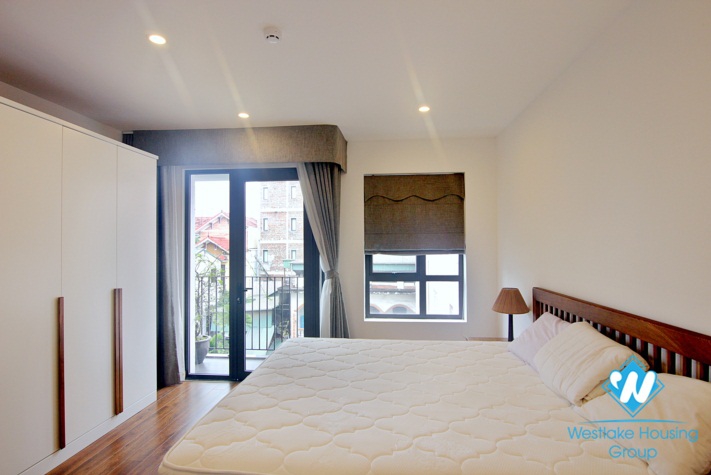 A beautiful shiny 2 bedroom apartment with sweet balcony for rent on Tay Ho