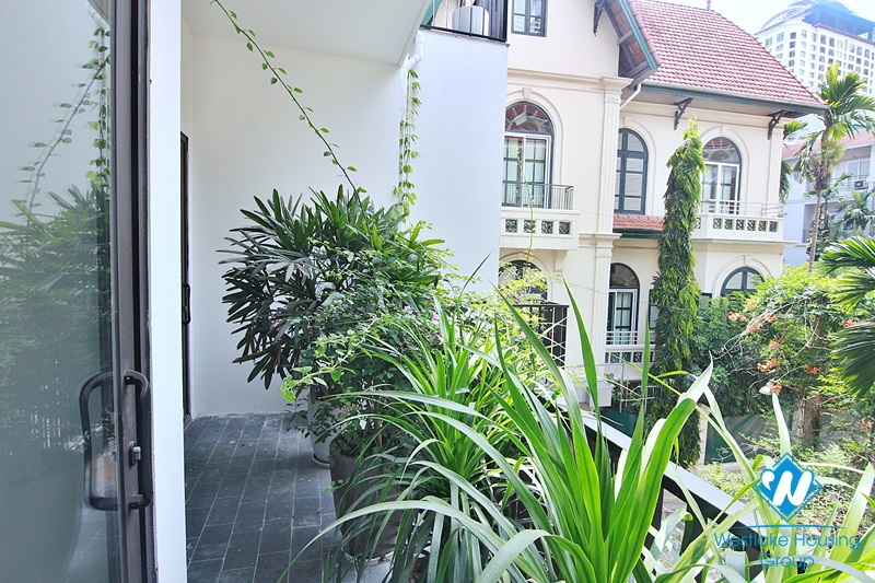 Spacious 4-bedroom apartment with a balcony on Tay Ho street, Tay Ho for rent