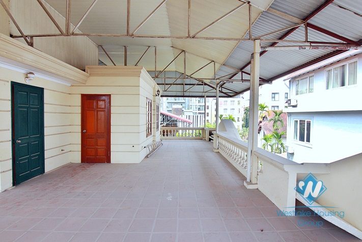 A 5 bedroom vila for rent in To ngoc van, Tay ho, Ha noi