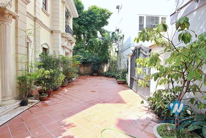 A 5 bedroom vila for rent in To ngoc van, Tay ho, Ha noi