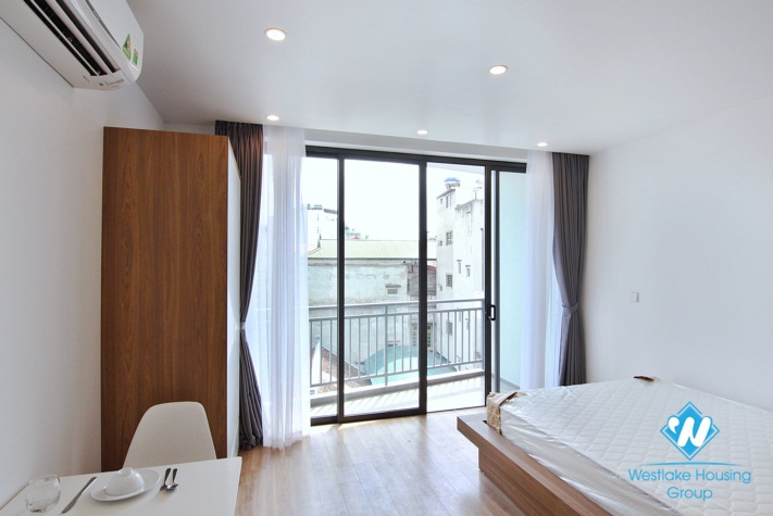 Bright studio for rent in Trinh Cong Son st, Tay Ho district, Ha Noi