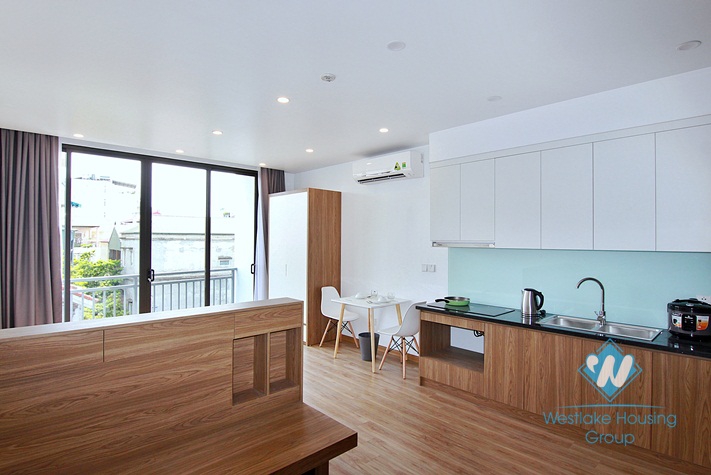 Brand new studio with load of natural light in Trinh cong son, Tay ho, Ha noi