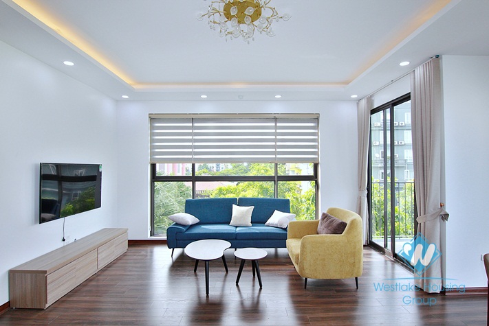 A brandnew and modern 2 bedroom apartment for rent in Tay ho, Ha noi