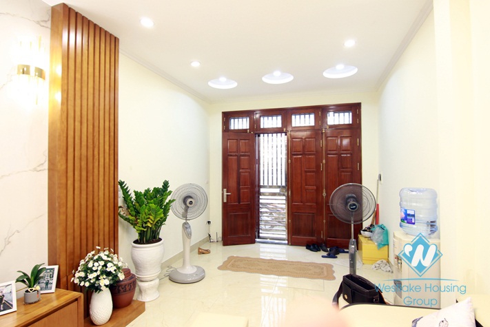 A newly and affordable 4 bedroom house in An Duong Vuong, Tay Ho, Ha noi