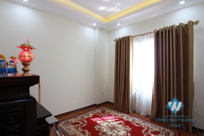 A newly and affordable 4 bedroom house in An Duong Vuong, Tay Ho, Ha noi
