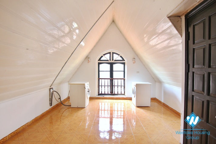 A beautiful secluded villa for rent in Tay Ho with swimming pool and garden