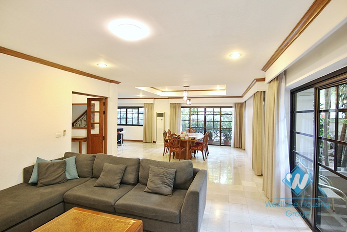 Luxury villa for rent in Westlake area, Hanoi