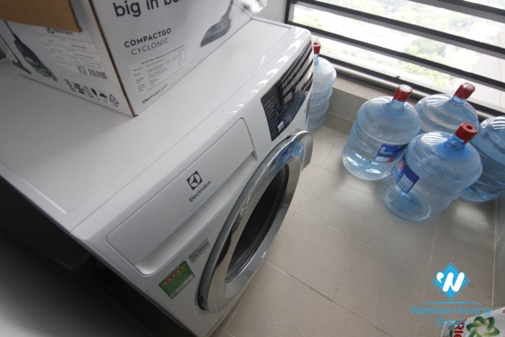 Elegant Japanese style apartment in Vinhomes Metropolis for rent 
