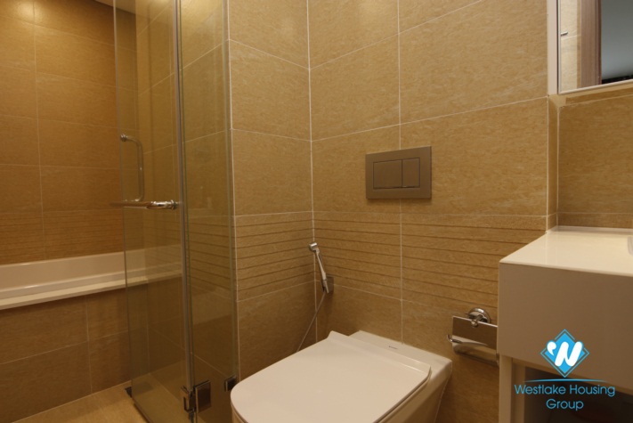 Elegant Japanese style apartment in Vinhomes Metropolis for rent 