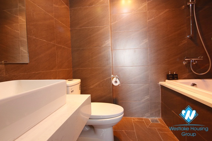A beautiful shiny studio apartment with sweet balcony for rent on Ba Dinh	