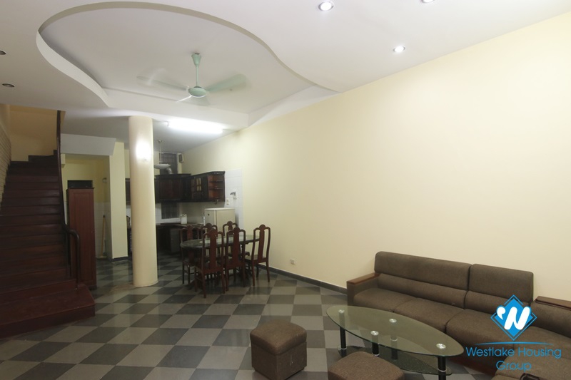 Spacious 3-bedroom house with a nice court yard for rent in Ba Dinh