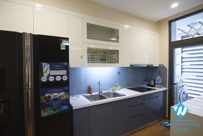 A nice quality apartment with huge balcony for rent on Vinhome Metropolis.