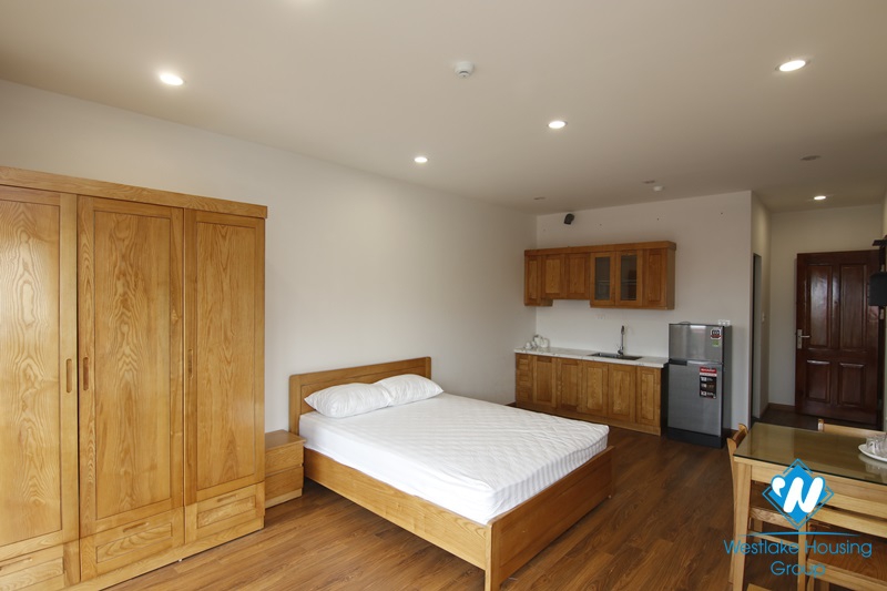 Bright studio apartment with a balcony on Nui Truc, Ba Dinh