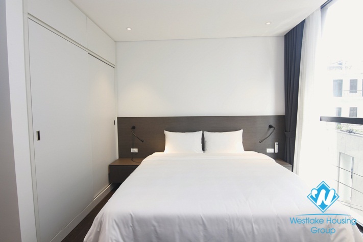   A Nice 1 bedroom studio in soughtly with lovely balcony for rent in Ba Đình