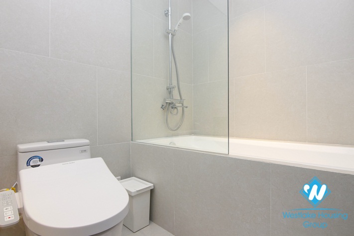   A Nice 1 bedroom studio in soughtly with lovely balcony for rent in Ba Đình