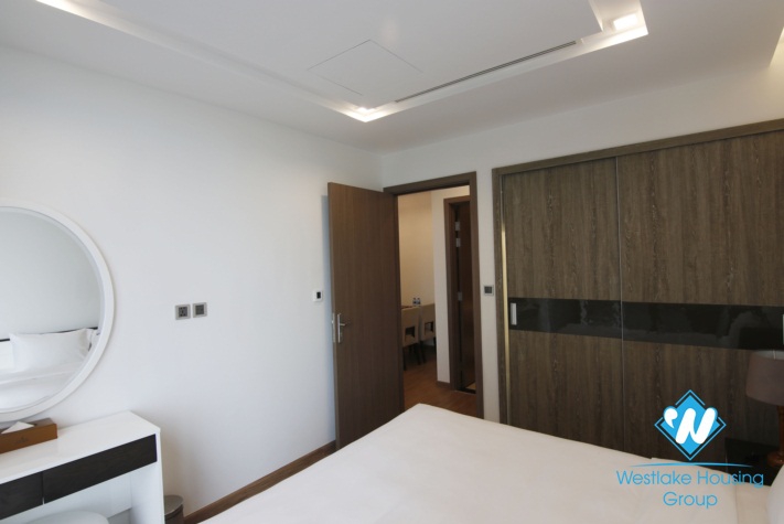 A supremely luxurious 1 bedroom apartment in Vinhomes Metropolis for rent