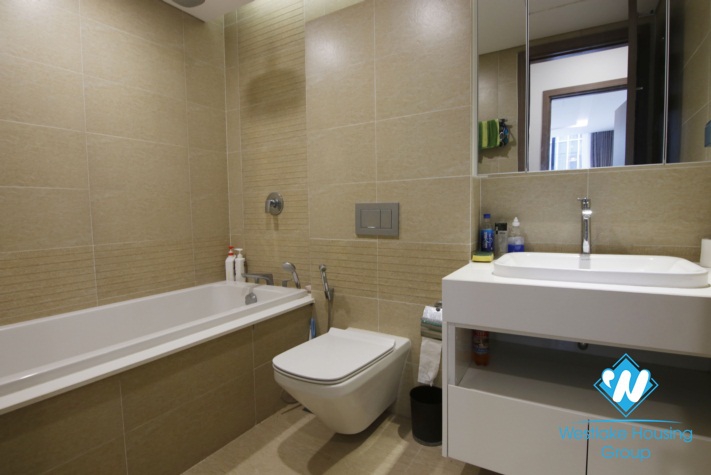 A modern condo apartment with beautiful city view for rent in Vinhomes Metropolis