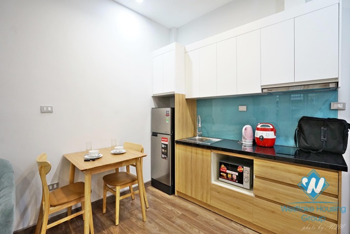 Lovely studio apartment with a balcony on Linh Lang str