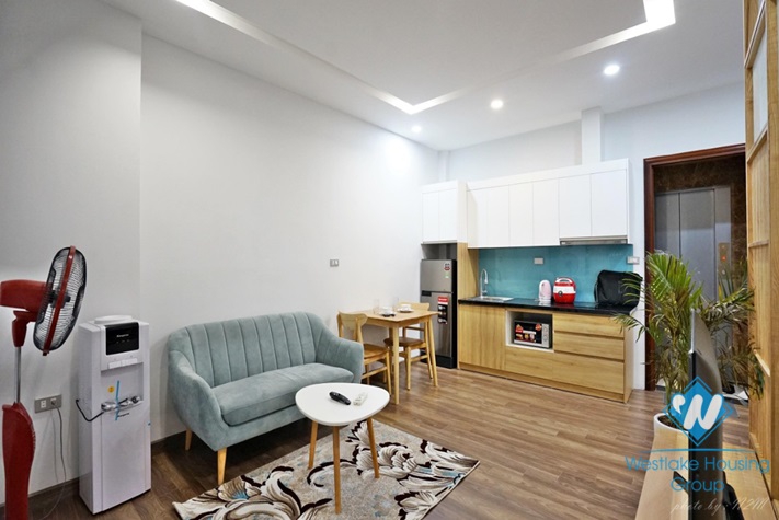 Lovely studio apartment with a balcony on Linh Lang str