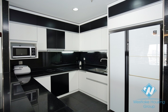 A charming apartment for rent in Lancaster buiding, Giang Vo, Ba Dinh
